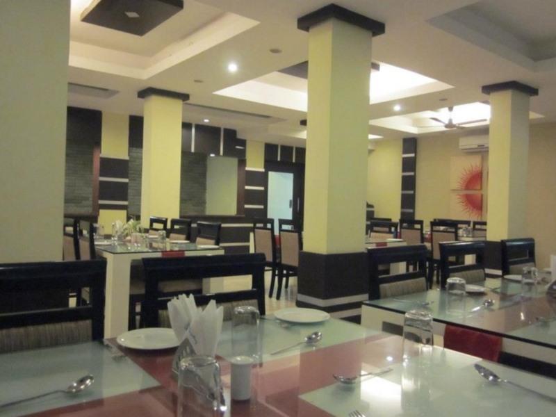 Hotel Sagar Tarang Residency 3*
