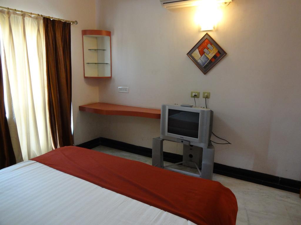 Hotel Sagar Tarang Residency